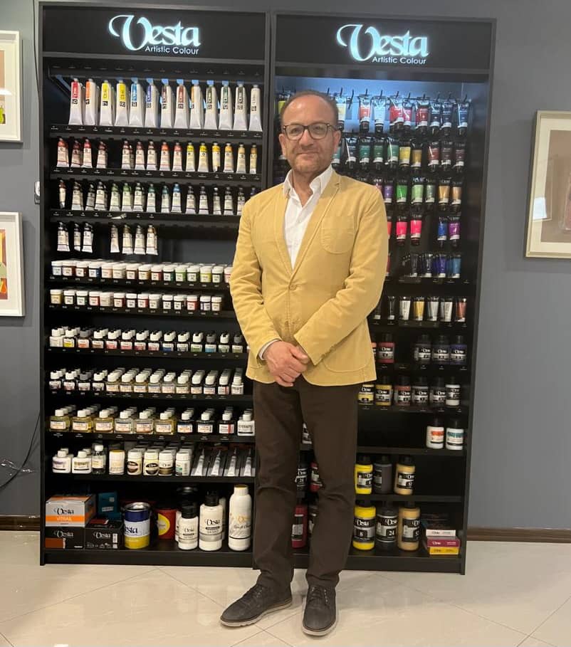 بهداد نجفی رنگ وستا