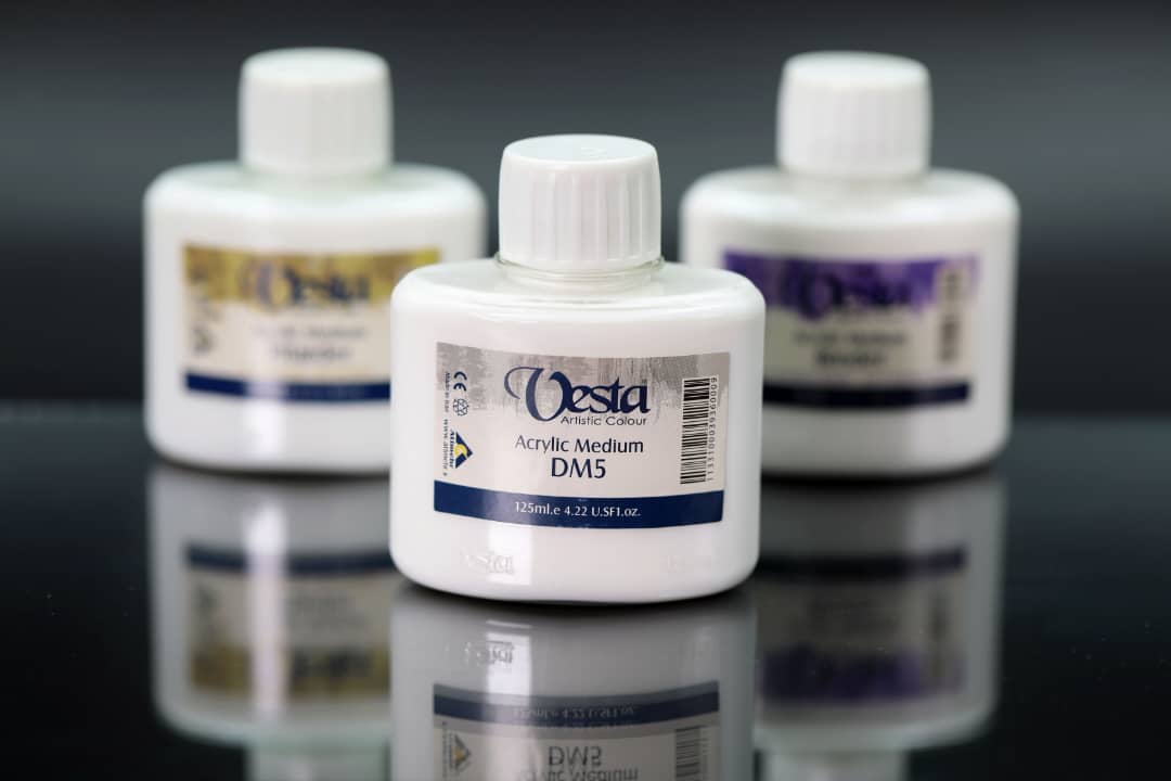 دی ام فایو وستا