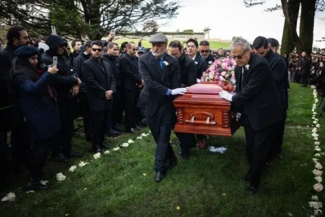 تشییع بهرام بیضایی