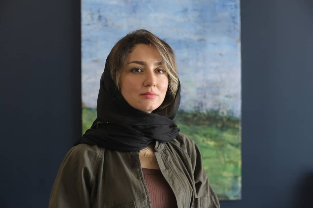 Farnaz Rezaei in Vesta Color 