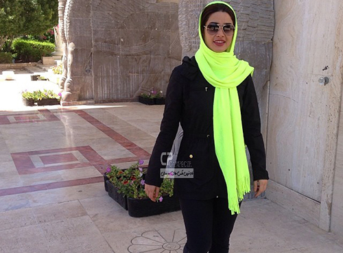 تینا آخوندتبار