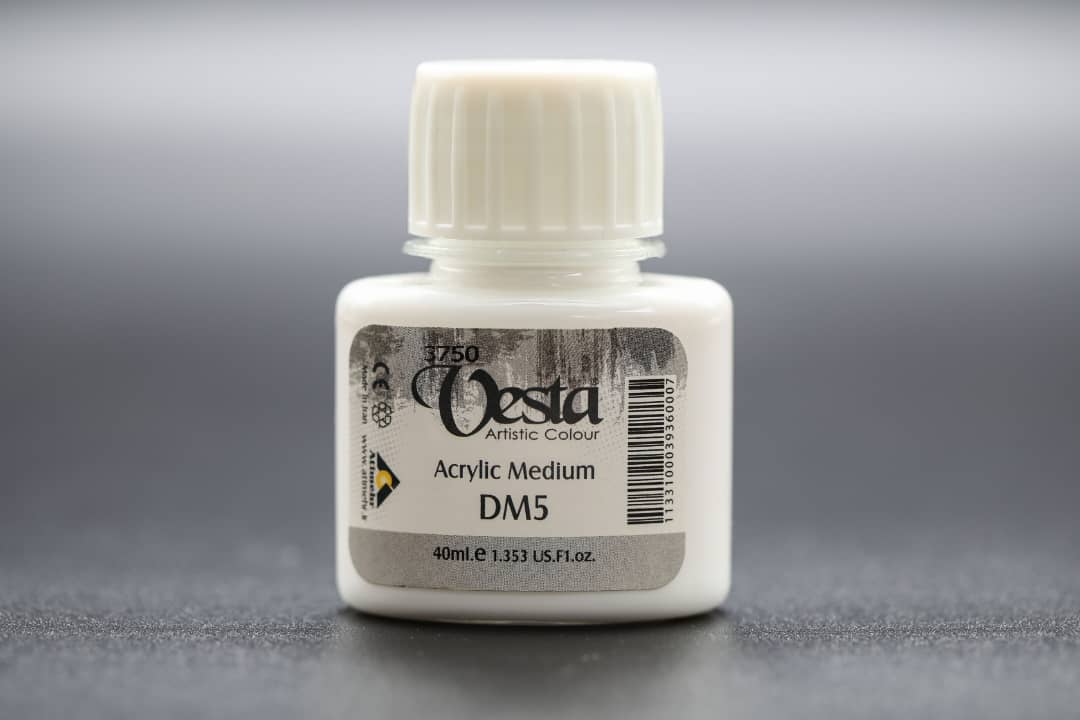 دی ام فایو وستا