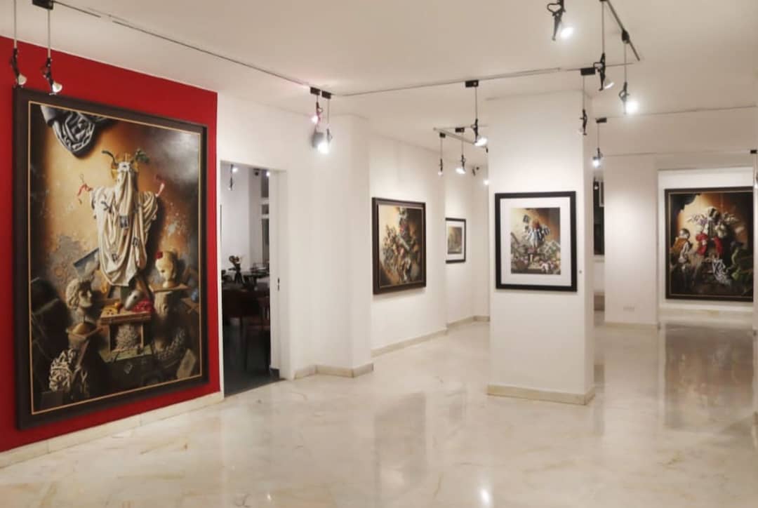 واحد خاکدان گالری ماه