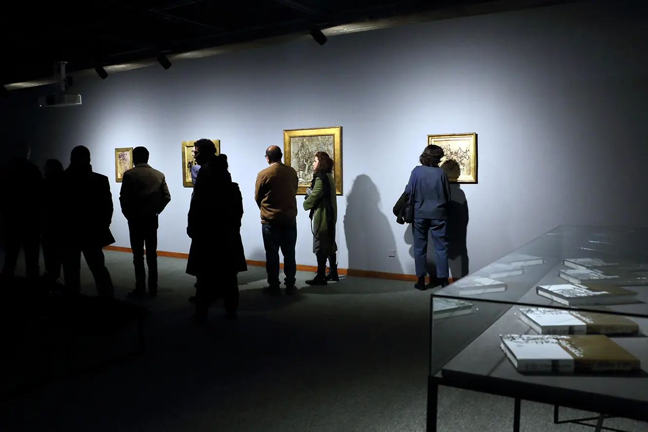 کتاب صادق تبریزی گالری مژده موزه هنرهای معاصر تهران