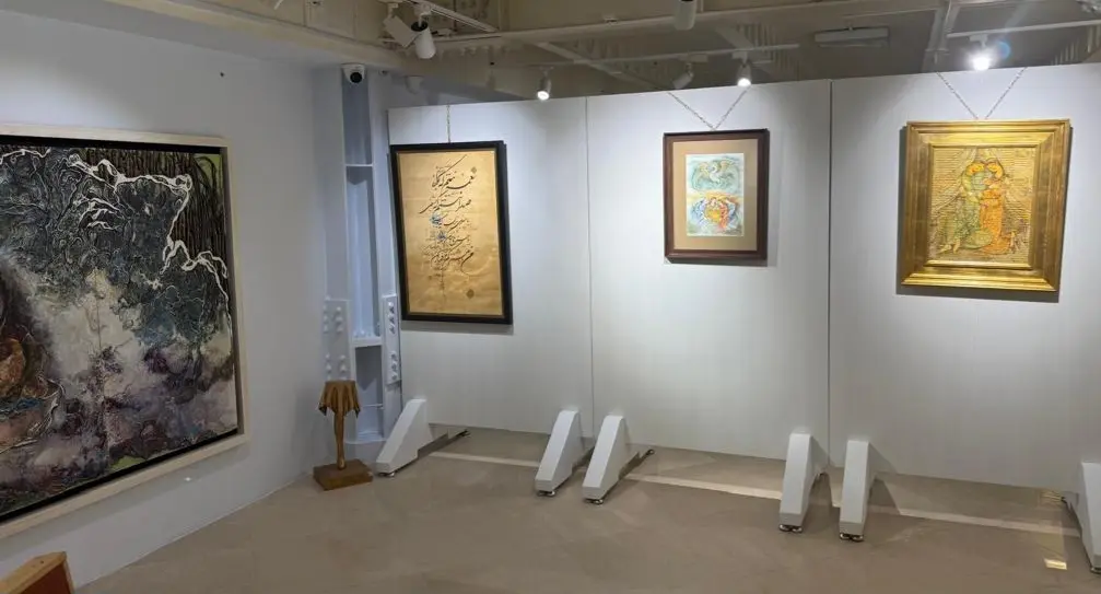 Sanaz Zolfaghari Raha Gallery Collection 