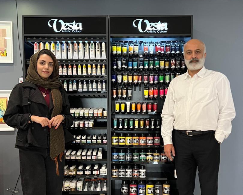 Elham Azimi Vesta Color