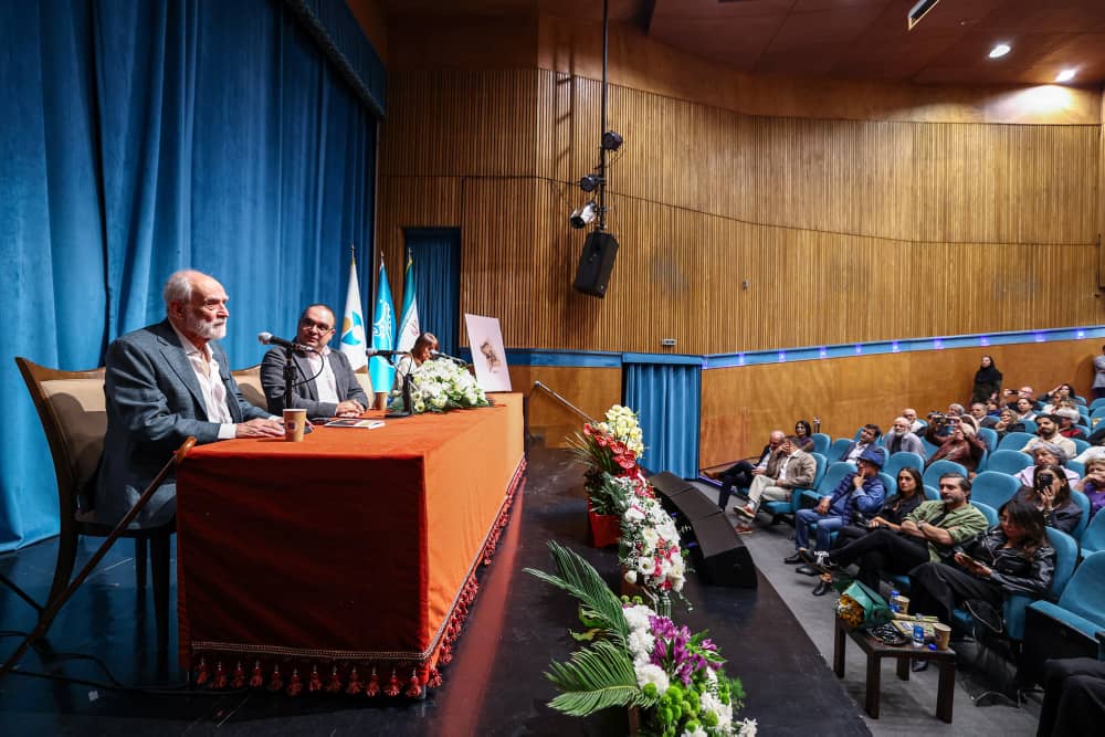 رونمایی کتاب آیدین آغداشلو