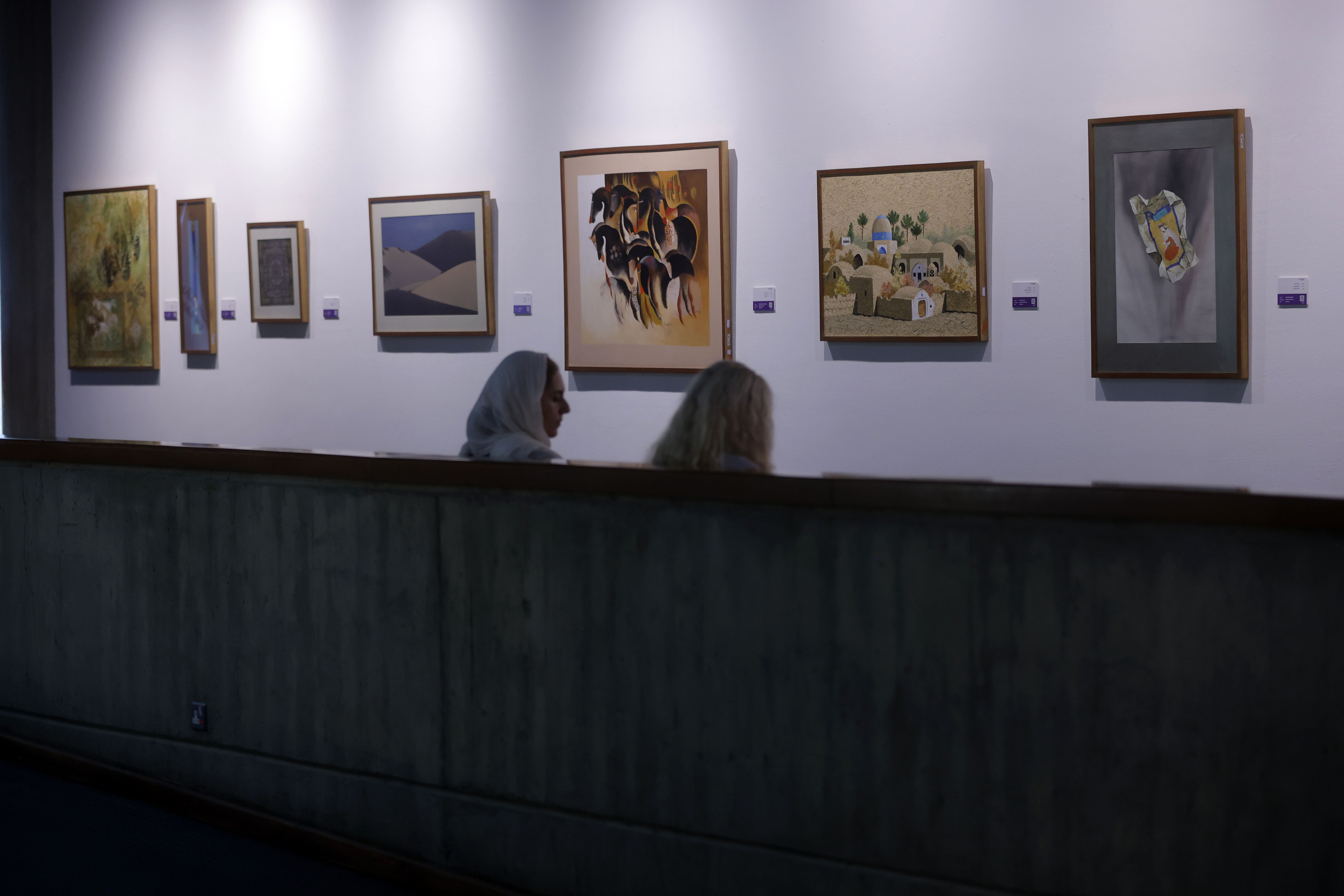 Eghtesad Novin Bank Collection 