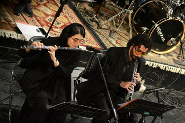 کنسرت ناصر چشم‌آذر به همراه اشکان خطیبی در تالار وحدت