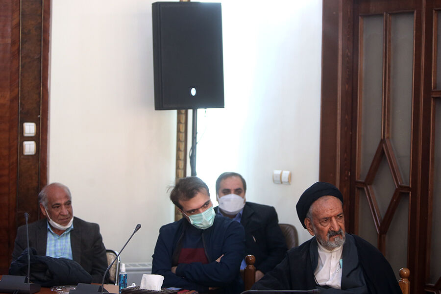 آیین نکوداشت طاهره صفارزاده توسط جایزه آینه دار دوران