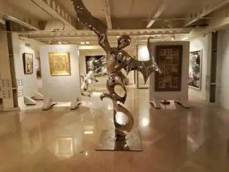 Raha Gallery Collection 