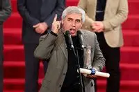 تیتر یک خبرگزاری اصولگرا:پوزش رئیس صدا و سیما از ابراهیم حاتمی‌کیا /عکس