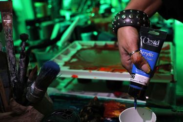 رنگ وستا در هفته دیزاین تهران در دانشکده هنرهای زیبا