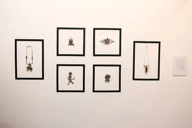 نمایشگاه آثار برگزیدگان جواهرسازی هنری معاصر در گالری آریا