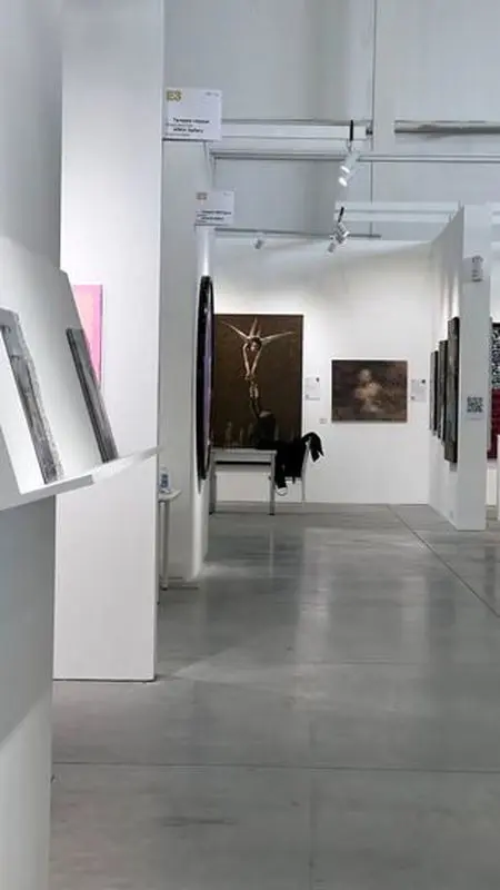 Bita Vakili's works were exhibited in Moscow and Frankfurt