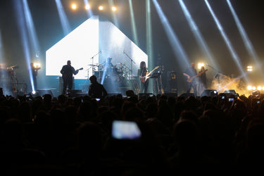 کنسرت کاوه یغمایی در سالن میلاد نمایشگاه بین المللی