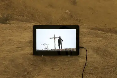 نمایشگاه آثار البرز کاظمی در اتاق‌برق دستان