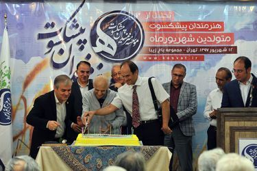 تجلیل از هنرمندان پیشکسوت متولد شهریورماه در مجموعه باغ زیبا