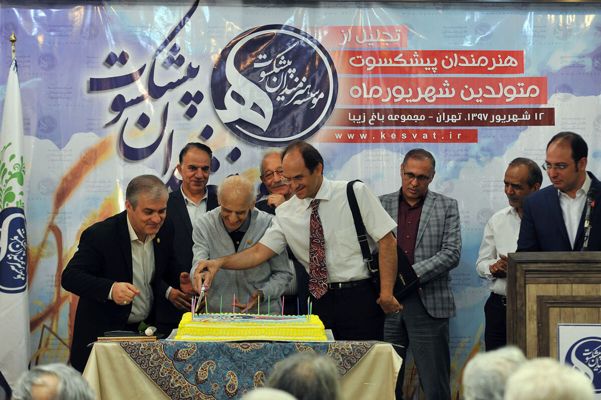 تجلیل از هنرمندان پیشکسوت متولد شهریورماه در مجموعه باغ زیبا