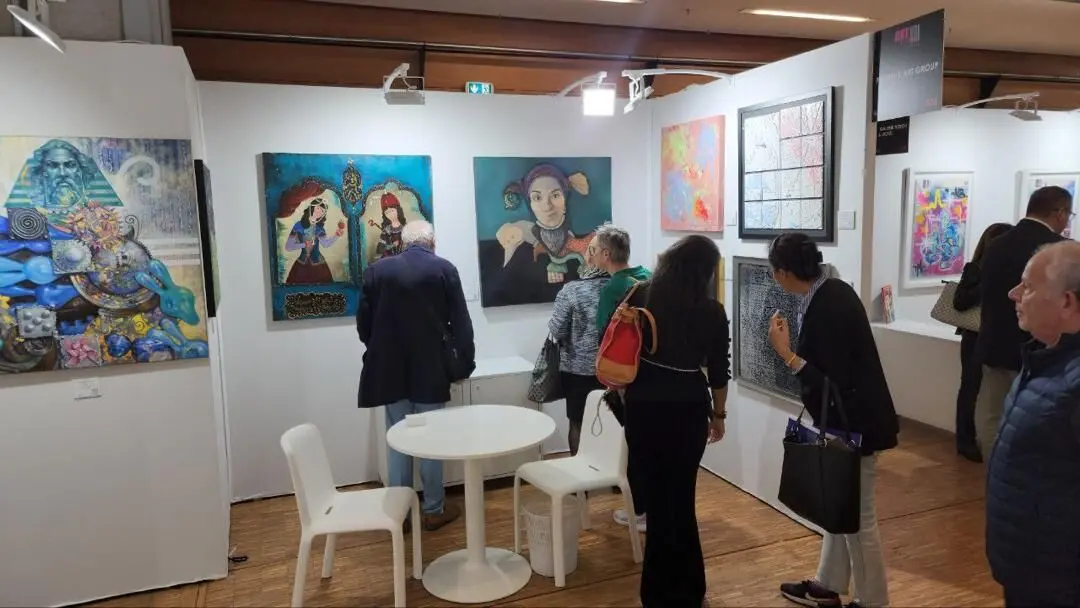 رزا اخلاقی Roza Akhlaghi فونیکس دبیPhoenix Art Group