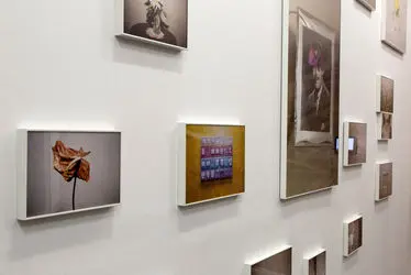 نمایشگاه آثار البرز کاظمی در اتاق‌برق دستان