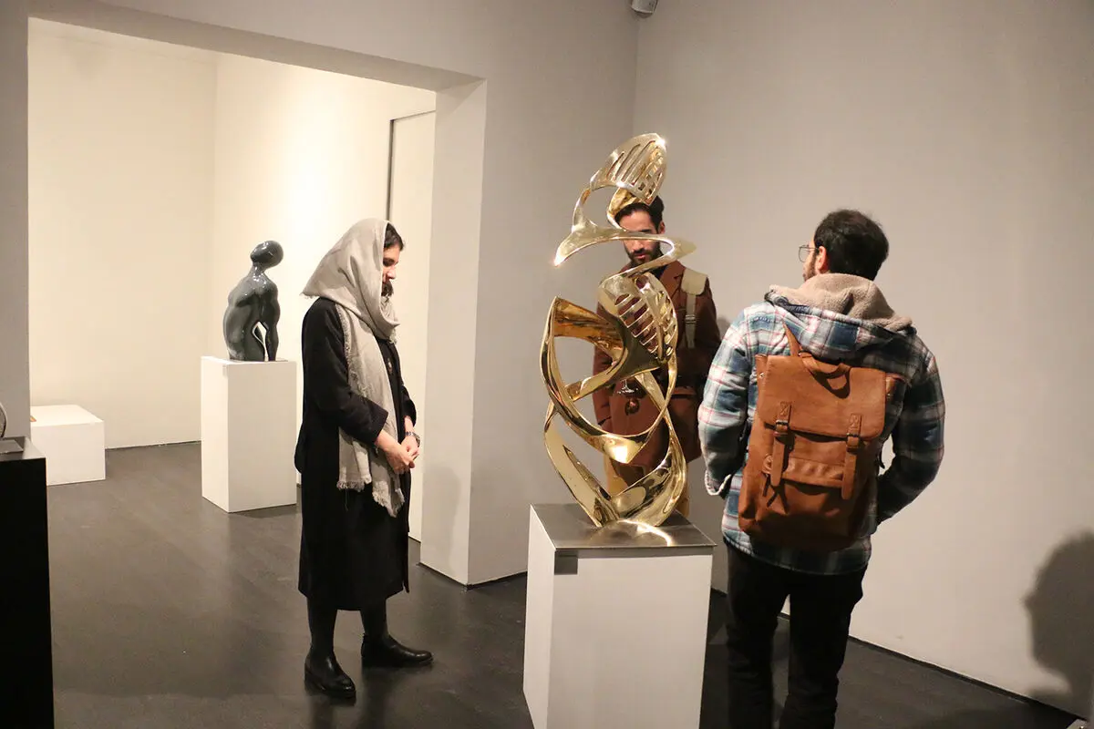 نمایشگاه آثار مسعود اخوان جم در گالری خاک