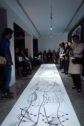 اجرای زنده طراحی ابرسازه توسط حمید هادی نژاد در گالری ثالث 