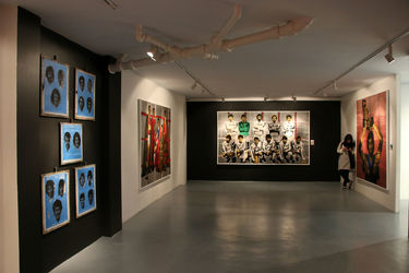 نمایشگاه چاپ علی آل حسینی در شهرکتاب فرشته