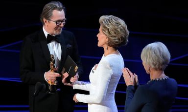 گری اولدمن جایزه بهترین بازیگر مرد را از جین فوندا و هلن میرن گرفت