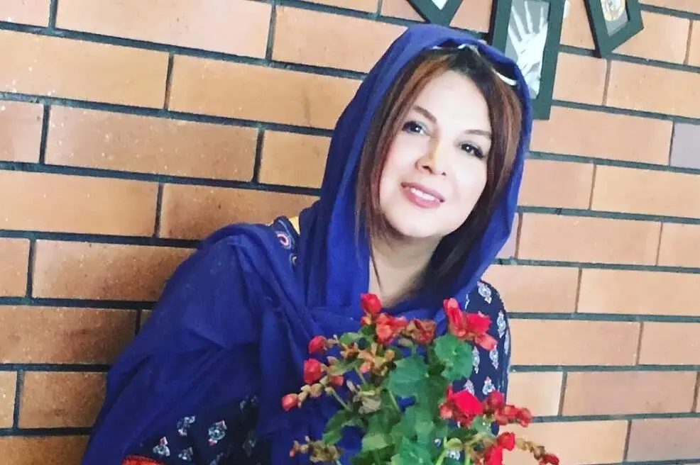 شهره سلطانی با لباس عروس در کنار عطاران/ عکس