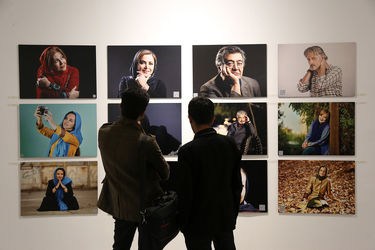نمایشگاه عکس‌های مجید جوانی با عنوان «چهره‌های نمایش ایران»