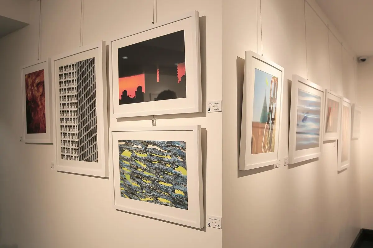 Group Photo Exhibit Opens at Ava e Honar Gallery