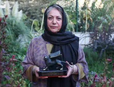 رخشان بنی‌اعتماد: "کارستان" را به "بی بی سی" می‌دهم