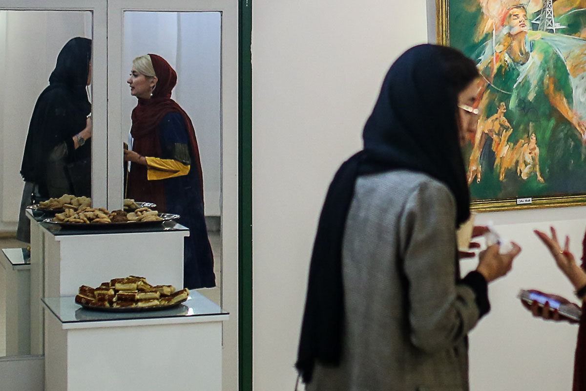 نمایشگاه نقاشی زیبا بیک محمدلو در گالری هفت ثمر