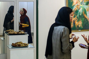 نمایشگاه نقاشی زیبا بیک محمدلو در گالری هفت ثمر