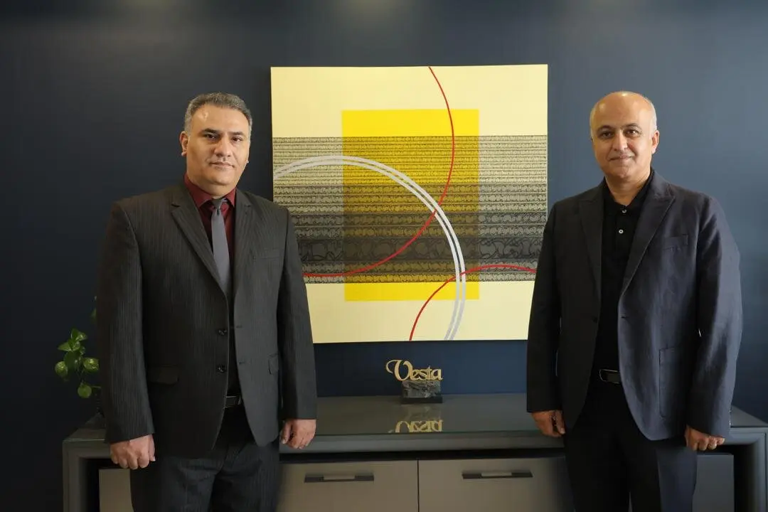 Hamidreza Shafiei and the minimal artwork of Kiarash Yaghoubi 