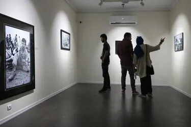 نمایشگاه گروهی عکس و چیدمان "خرمشهر +۳۰"در گالری فرمانفرما 