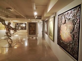 Raha Gallery Collection 