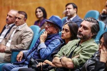 رونمایی کتاب آیدین آغداشلو 