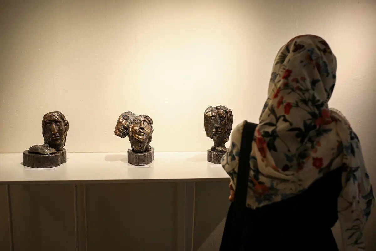 نمایشگاه مجسمه های محمد نعیمی در گالری گلستان