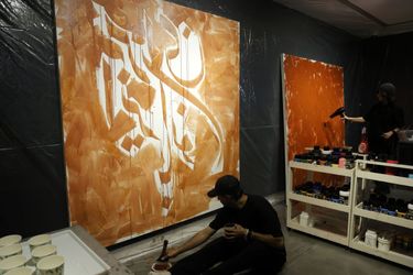 Live Painting Performance at Saless Gallery in Tehran with Vesta Color Support