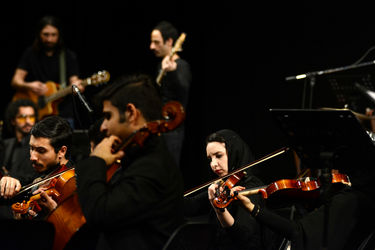 کنسرت ناصر چشم‌آذر به همراه اشکان خطیبی در تالار وحدت