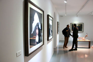 نمایشگاه آثار علیرضا معماریانی با نام "عزای عمومی" در گالری اعتماد