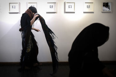 نمایشگاه نقاشی نینا رستگار در گالری سیحون