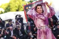 ببینید: استایل و پوشش زیبای لیلا حاتمی در اختتامیه جشنواره ونیز