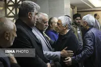ببینید: فردوسی‌پور، رضا کیانیان، پرستویی و دیگر هنرمندان در ختم کیومرث پوراحمد 