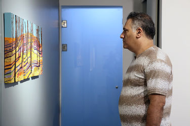 نمایش آثار الهام عظیمی، سحر شادمان و رضوان یارائی در گالری مژده