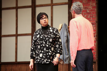 نمایش "یک ساعت آرامش" در سالن استاد ناظرزاده کرمانی