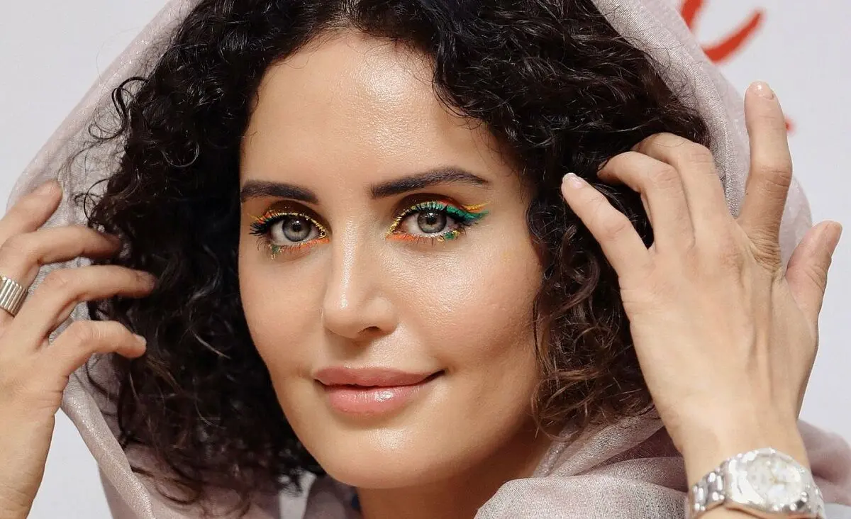 ببینید: الناز شاکردوست و ترکیب متفاوت هودی، شلوار لگینگ و کلاه ورزشی/ رونمایی از مد پاییز ۱۴۰۳ 