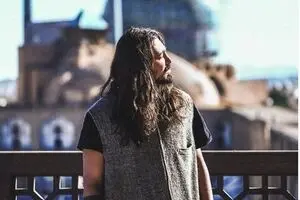 Pop singer Amir-Abbas Golab recording music videos in India 
